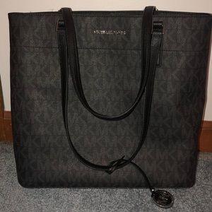 Michael Kors tote bag!